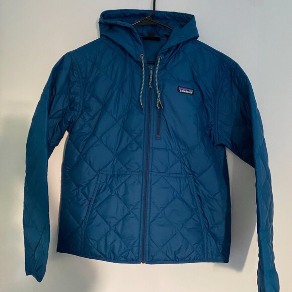 Patagonia Women's Diamond Quilted Bomber Hoody - Picture 2 of 4